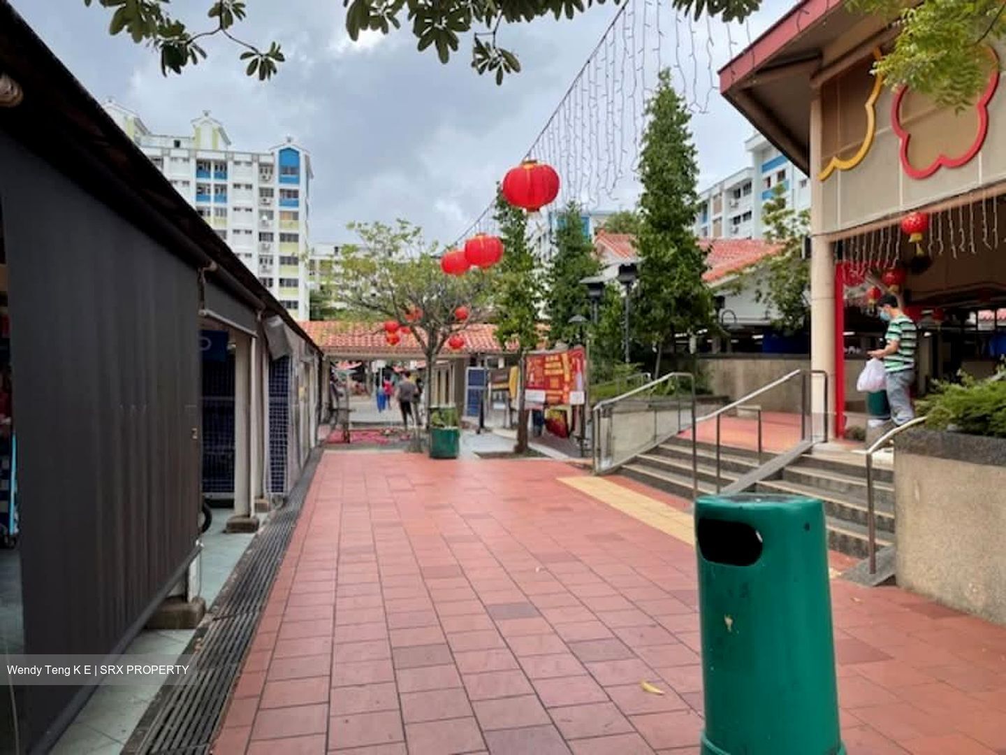 Yishun Ring Road (D27), Retail #561529231